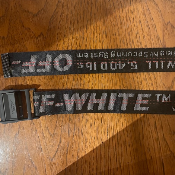 Off-White Industrial Belt - Picture 2 of 3